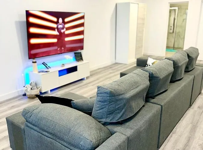 Luxury 아파트